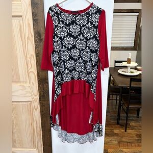 Elegant Red and Black Patterned Women's Blouse
